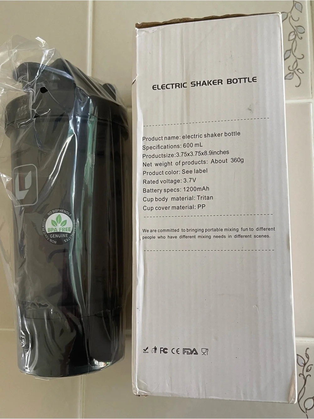 Portable Electric Protein Shaker Bottle - Midnight Black